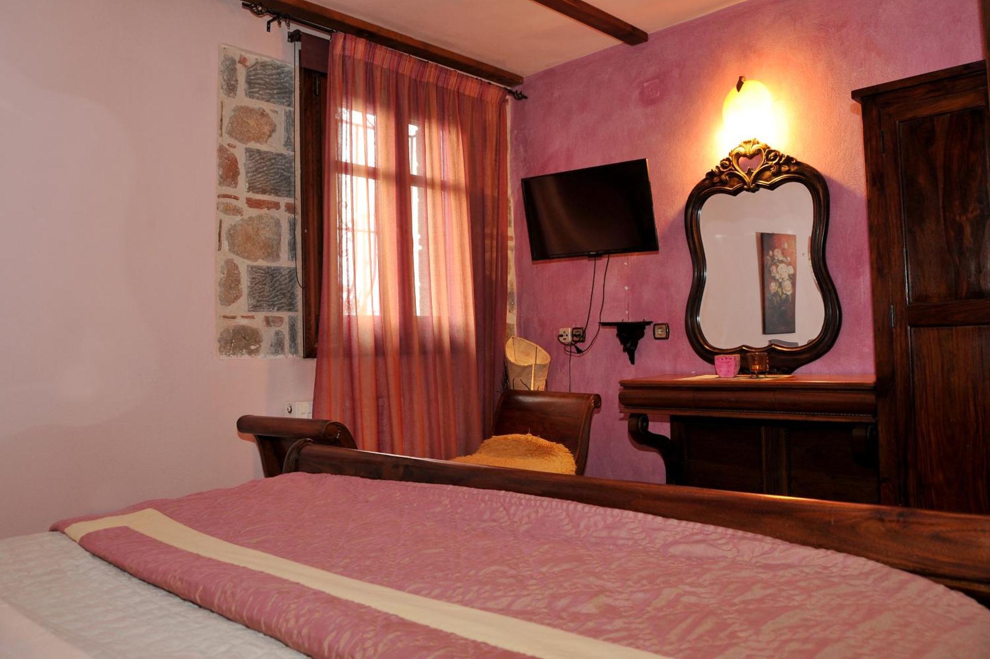 Archontiko Mesohori Meteora Hotel กาลัมปากา ภายนอก รูปภาพ