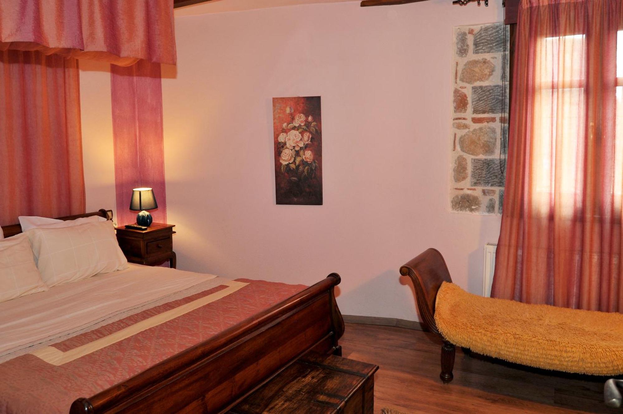 Archontiko Mesohori Meteora Hotel กาลัมปากา ภายนอก รูปภาพ